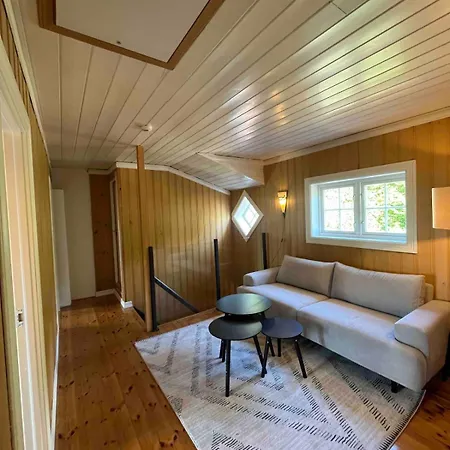 Villa Traditional Norwegian Villa, Bay View And Boat