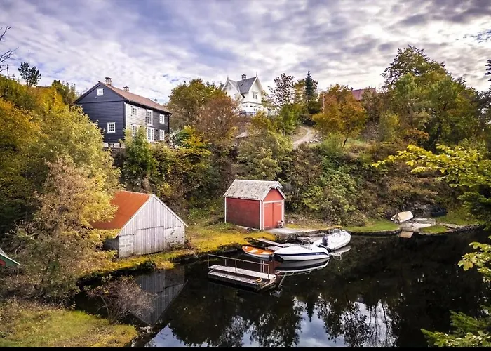 Βίλα Traditional Norwegian Villa, Bay View And Boat *